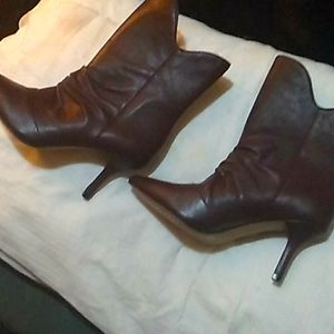 Vince Camuto Italian glove leather boots 5.5 m 36